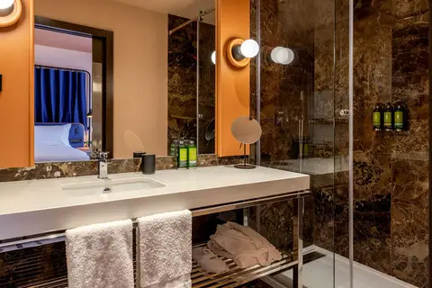 Cenica Porto Hotel Curio Collection by Hilton in Porto, foto 7