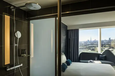 Novotel London Canary Wharf in Londen — foto 17