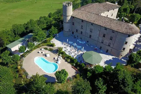 Hotel Castello di Baccaresca in Sigillo — foto 9