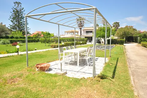 Appartementen Alexandra on the Beach in Acharavi, foto 4