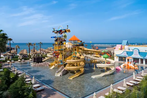 Mardan Palace in Aksu — foto 7