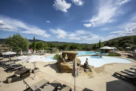 Camping Domaine De Sévenier & Spa in Lagorce — foto 2