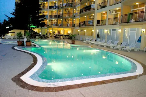 Hotel Luna in СПА център Ривиера Бийч — foto 19