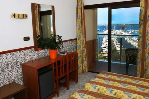 Hotel Univers in Roses — foto 14