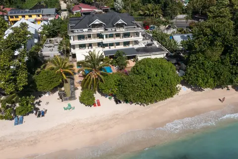 Crown Beach in Anse Louis — foto 2