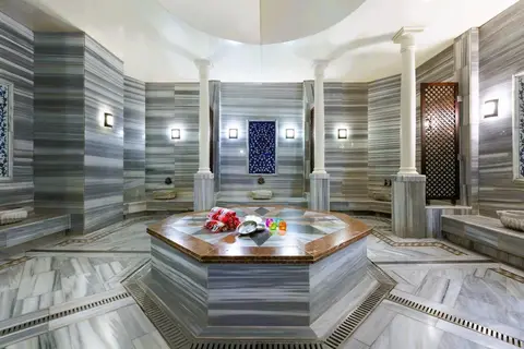 Wyndham Grand Izmir Özdilek Thermal & Spa in Konak — foto 15