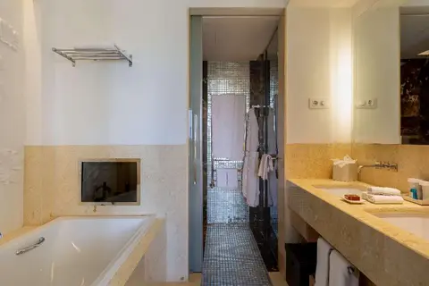 Conrad Algarve in Almancil — foto 27