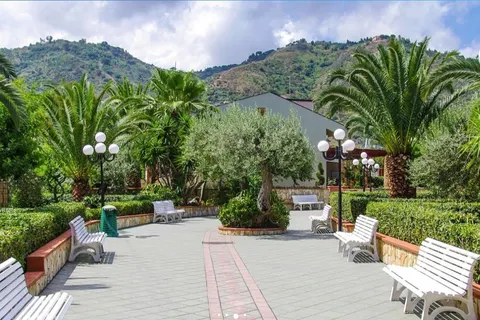 Residence Fontana Barone in Cefalù — foto 9