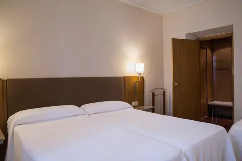 Hotel Inglaterra Granada in Granada — foto 8