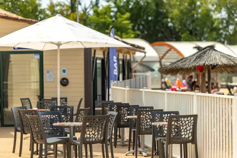 Camping Château De Fonrives in Rives — foto 19