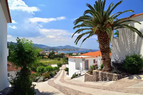 Panorama Resort Hotel in Πέτρα — foto 5