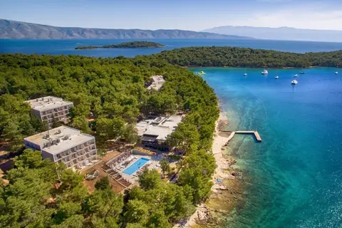 Aminess Younique Senses Resort in Vrboska — foto 8