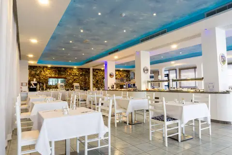 Anonymous Beach Hotel in Αγία Νάπα — foto 10