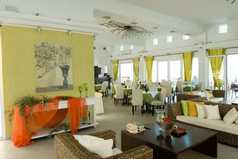 The Boutique Louloudis in Σκάλα Ραχωνίου — foto 9