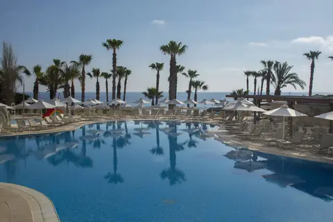 Louis Althea Beach in Παραλίμνι — foto 27