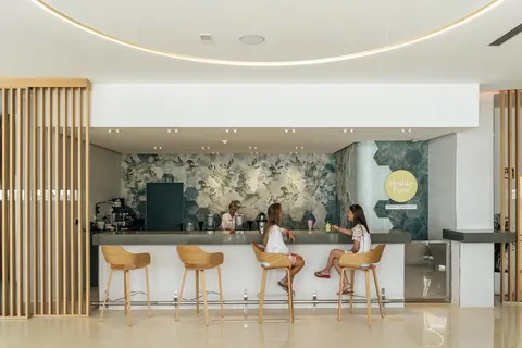 The Ibiza TwIIns foto 4