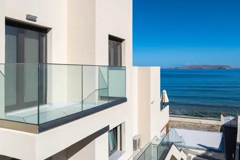 Almare Beach in Δημοτική Ενότητα Γουβών — foto 18