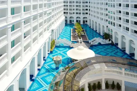 Mövenpick Myth Hotel Patong Phuket in ตำบลป่าตอง — foto 2