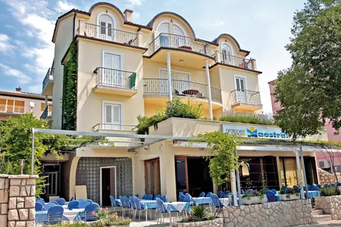 Maestral in Novi Vinodolski