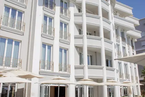 Palace Hotel & Spa in Durrës