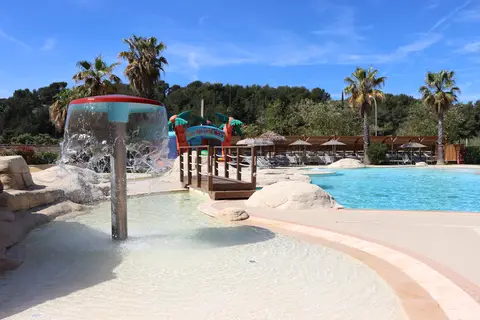 Camping Mas De Pierredon in Sanary-sur-Mer — foto 2