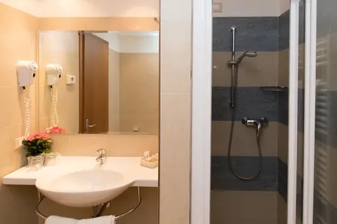 Hotel Du Parc Sirmione in Sirmione — foto 18