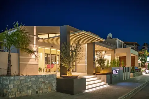 Oscar Suites & Village in Agia Marina — foto 17