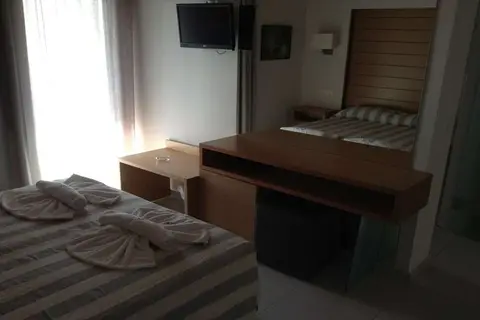 Happy Days Hotel in Paradeisi, foto 24