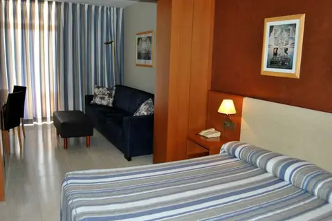 4R Regina Gran Hotel in Salou — foto 28