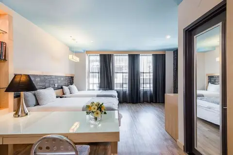 Tryp by Wyndham New York Times Square South in New York — foto 26