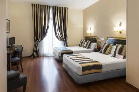 Hotel Oriente Atiram in Barcelona — foto 14