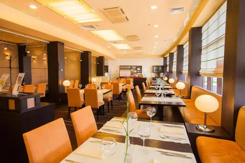 Qubus Hotel Lodz in Łódź — foto 6