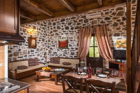 Balsamico Traditional Suites in Chersonisos Municipal Unit, foto 6
