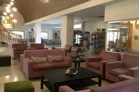 Kissos Hotel in Paphos — foto 4
