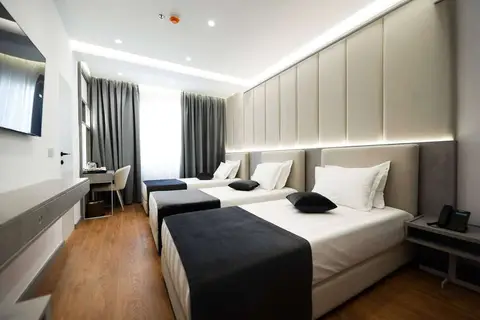 Naos Luxury Hotel in Orikum — foto 4