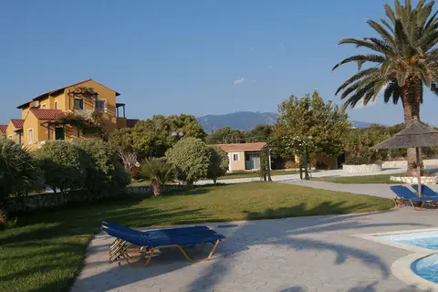Sandy Beach Villas & Appartementen in Σβορωνάτα — foto 16