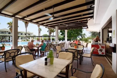 Pefkos Village Resort in Ρόδος — foto 16