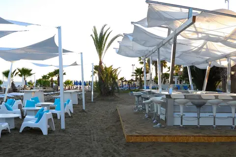 Sandy Beach Hotel & Spa in Larnaca — foto 14