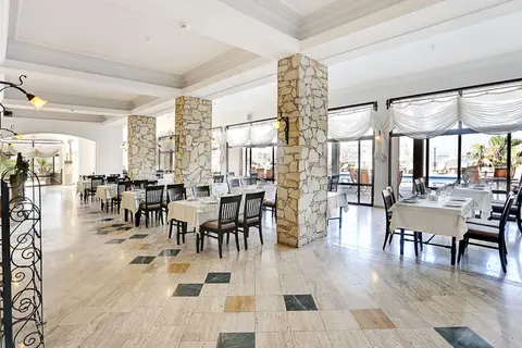 Suhan Seaport Hotel in Kusadasi — foto 13