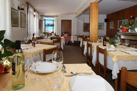 Hotel Garni al Poggio in Tignale — foto 9