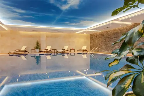 International Hotel Casino & Tower Suites in СПА център Ривиера Бийч — foto 10
