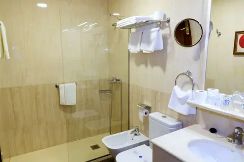 Hotel Los Condes in Madrid — foto 11