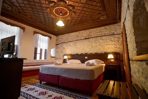 Hotel Kalemi 2 in Gjirokastra