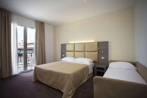 Hotel Bella Lazise in Lazise — foto 3