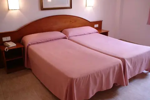 Cortes in Barcelona — foto 7