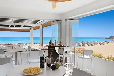 VIVA Cala Mesquida Suites & Spa Adults only 16+ in Palma — foto 4