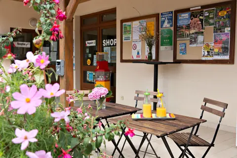 Camping Le Grand Lac in Clairvaux-les-Lacs — foto 6