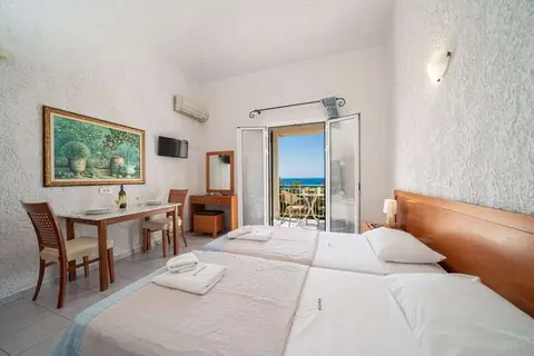 Kekatos Studios in Μηνιά — foto 3