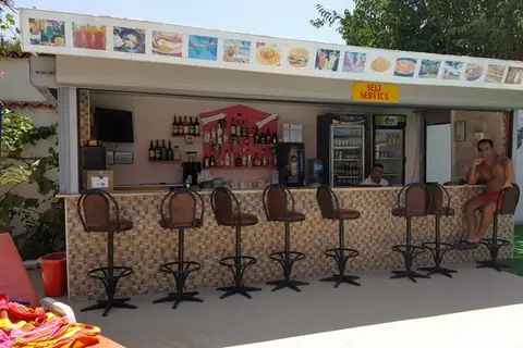 Golden Moon Apart Hotel in Kuşadası — foto 13