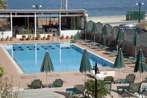 Maleme Mare Beachside Hotel in Máleme — foto 16